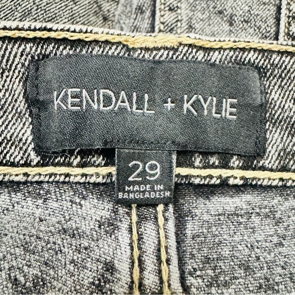 Kendall & Kylie Gray High Waist Shorts - Picture 4 of 7